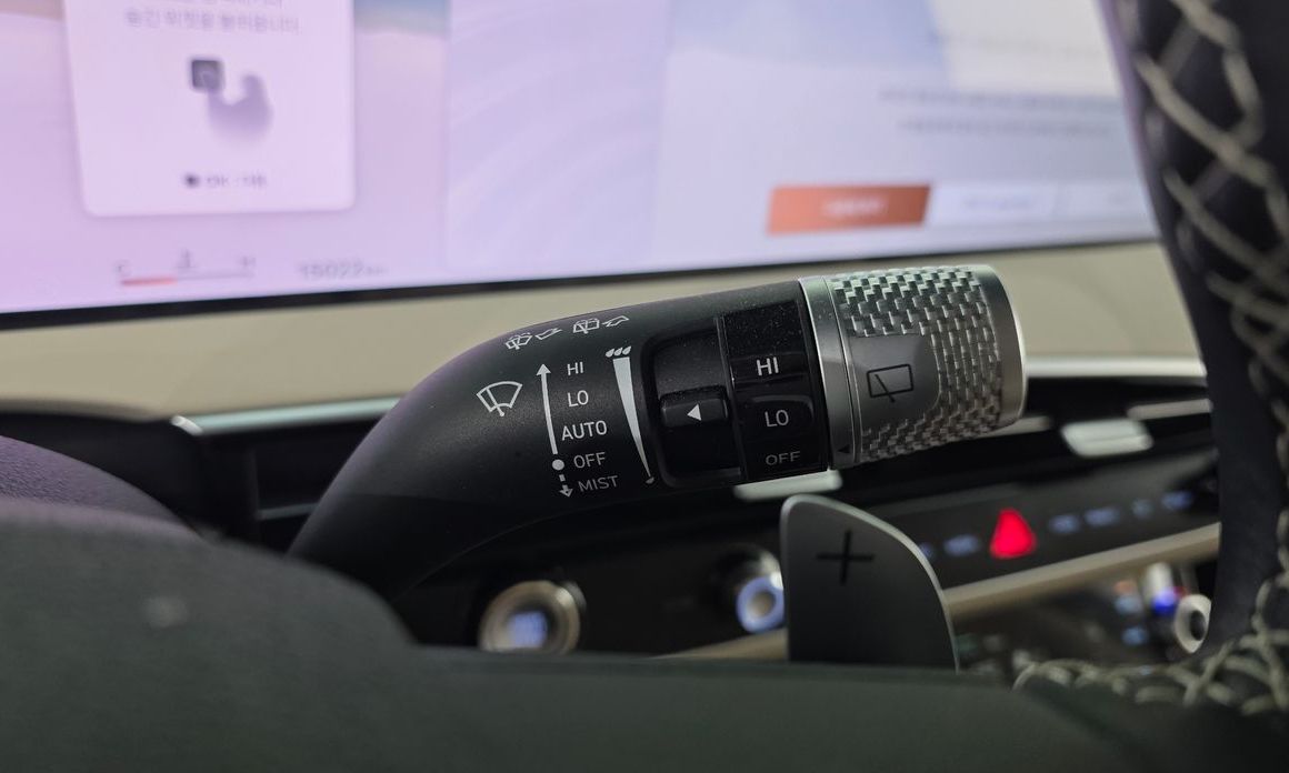 Genesis GV70 2025