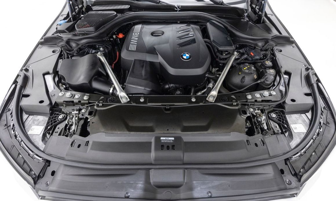 BMW 5-Series 2024