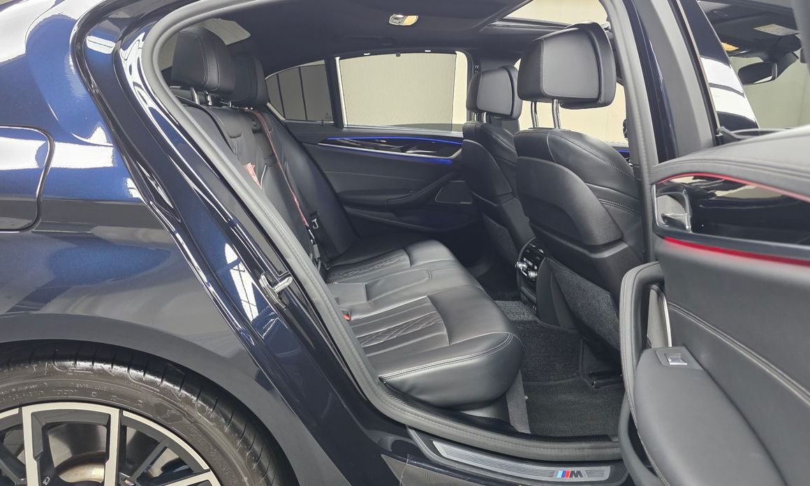 BMW 5-Series 2022