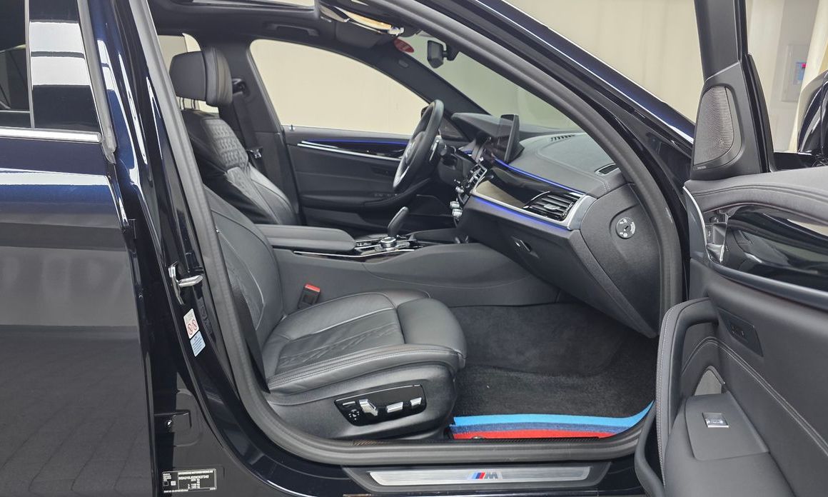 BMW 5-Series 2022
