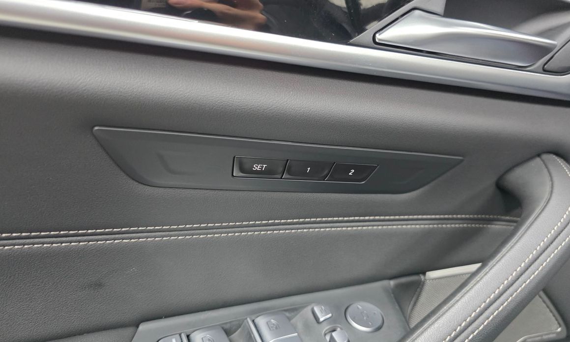 BMW 5-Series 2022