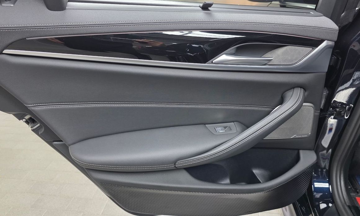 BMW 5-Series 2022