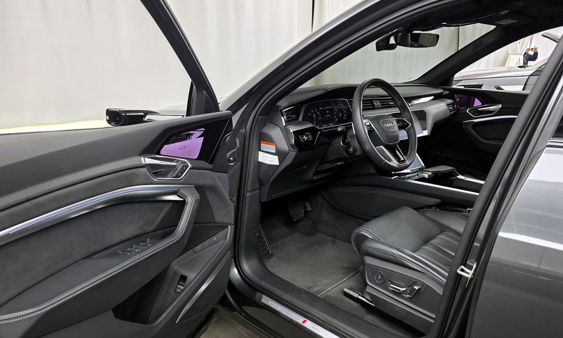 Audi e-tron 2023