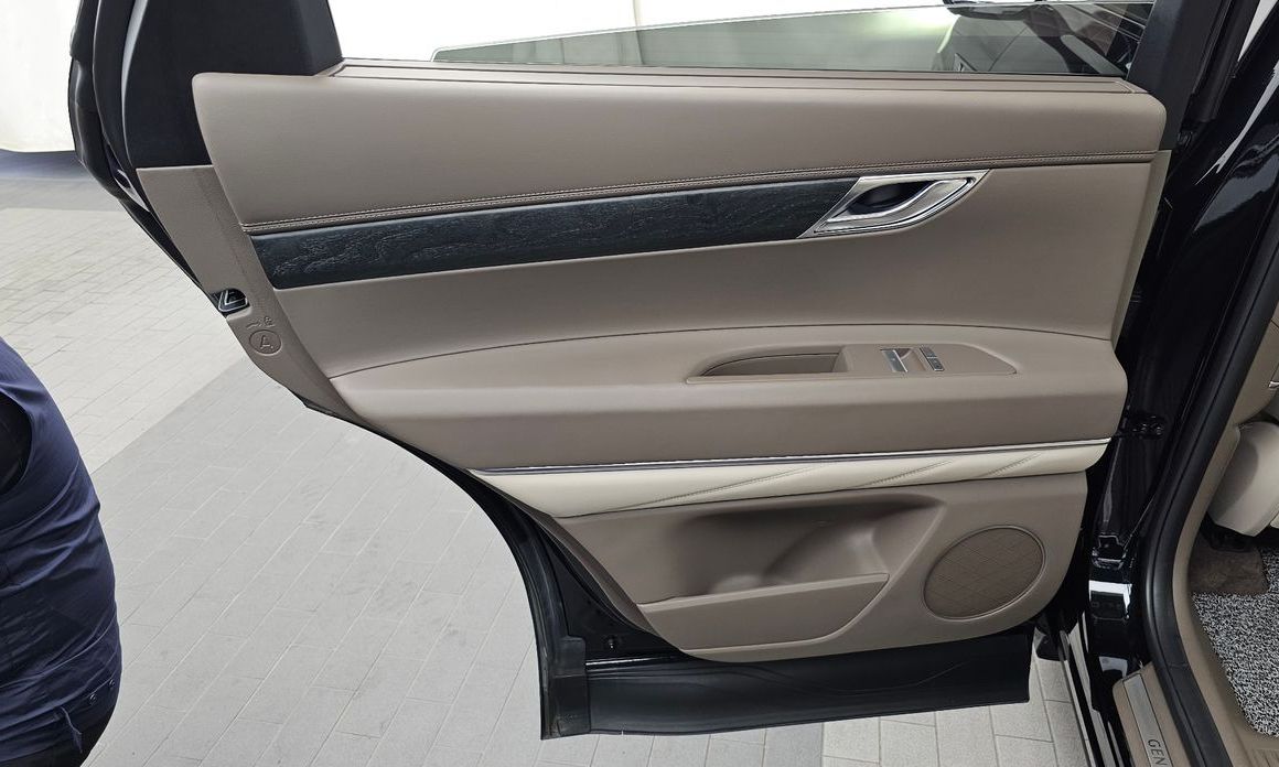 Genesis GV80 2023