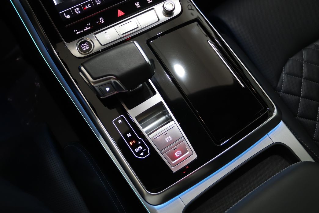 Audi Q8 2021