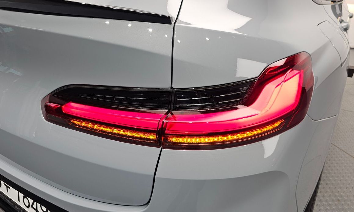 BMW X4 2023