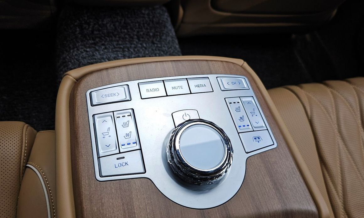 Genesis G80 2025