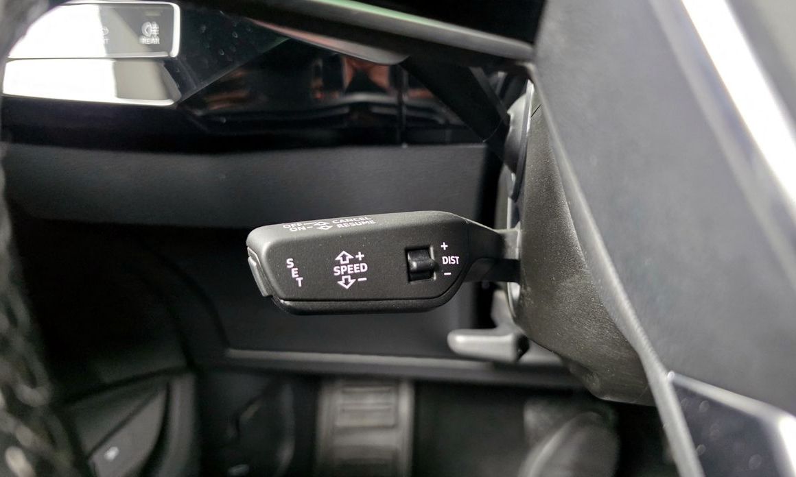 Audi e-tron 2023