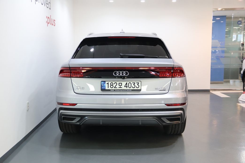 Audi Q8 2021