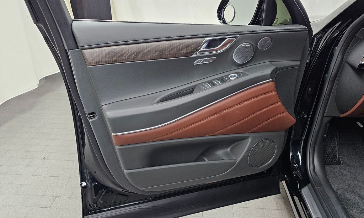 Genesis GV80 2025
