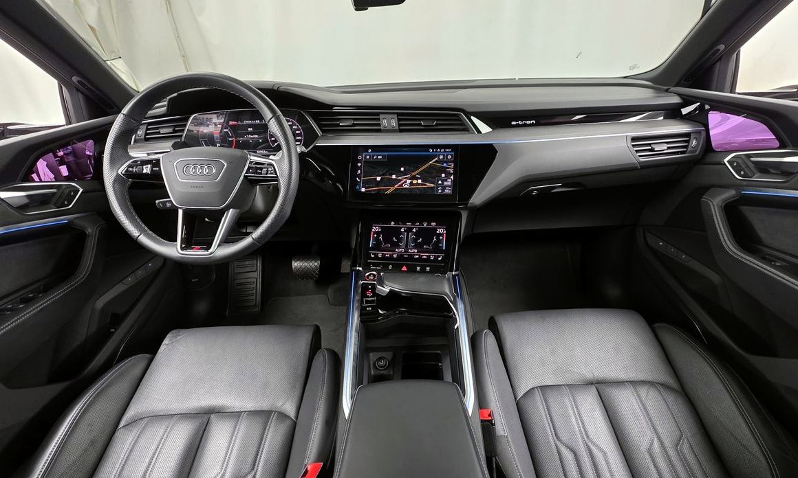 Audi e-tron 2023