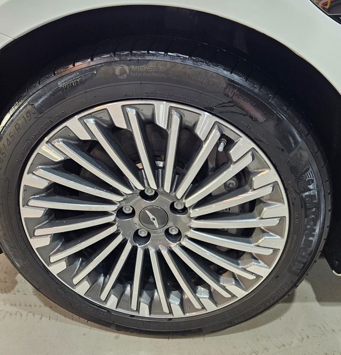 Genesis G80 2022
