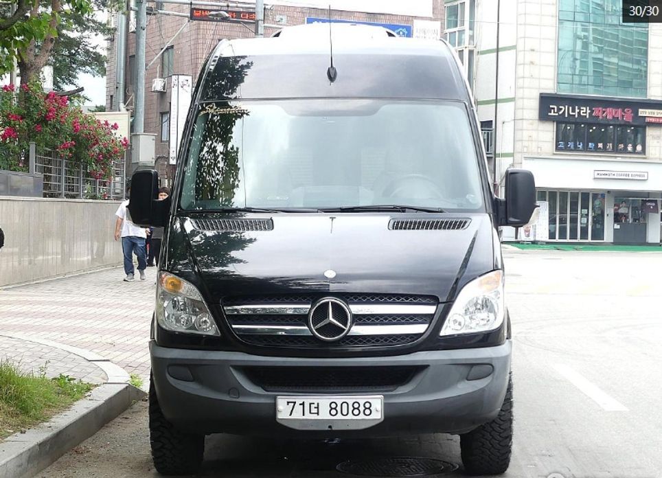 Mercedes-Benz Sprinter 2012