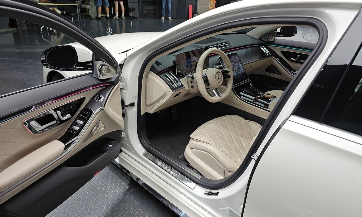 Mercedes-Benz S-Class 2021