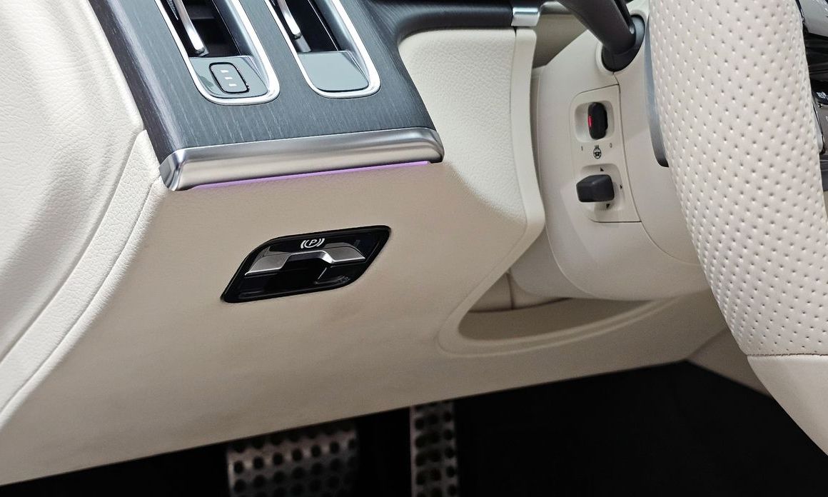 Mercedes-Benz S-Class 2021
