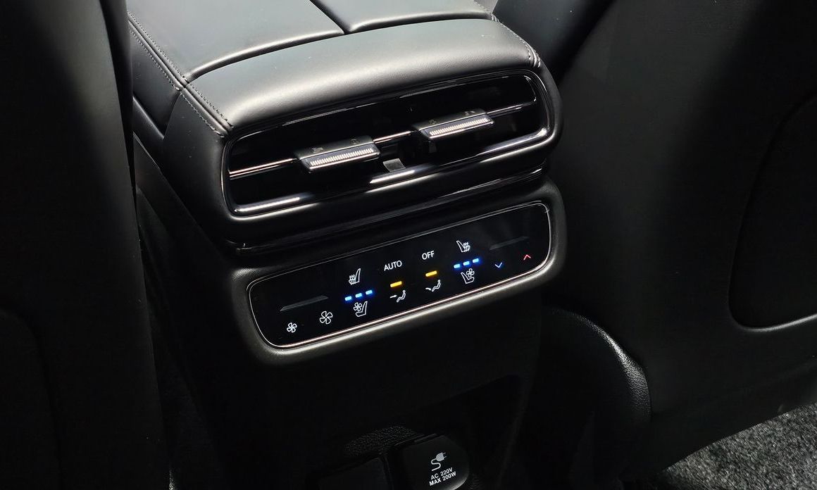 Genesis GV80 2025