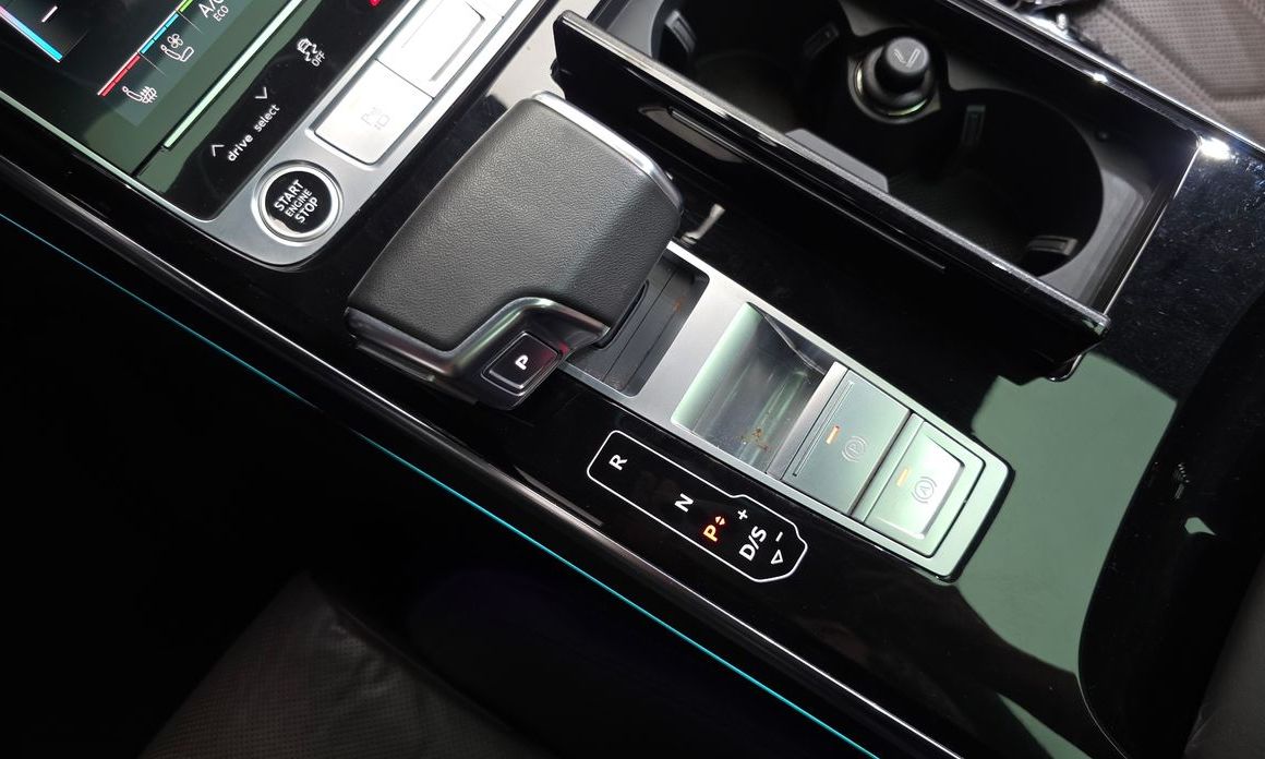 Audi A8 2023