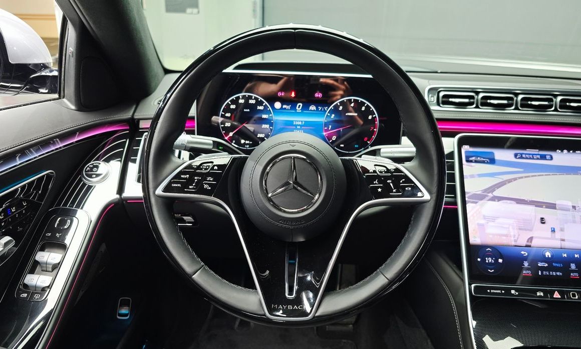 Mercedes-Benz S-Class 2023