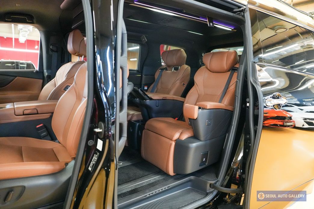 Toyota Alphard 2025