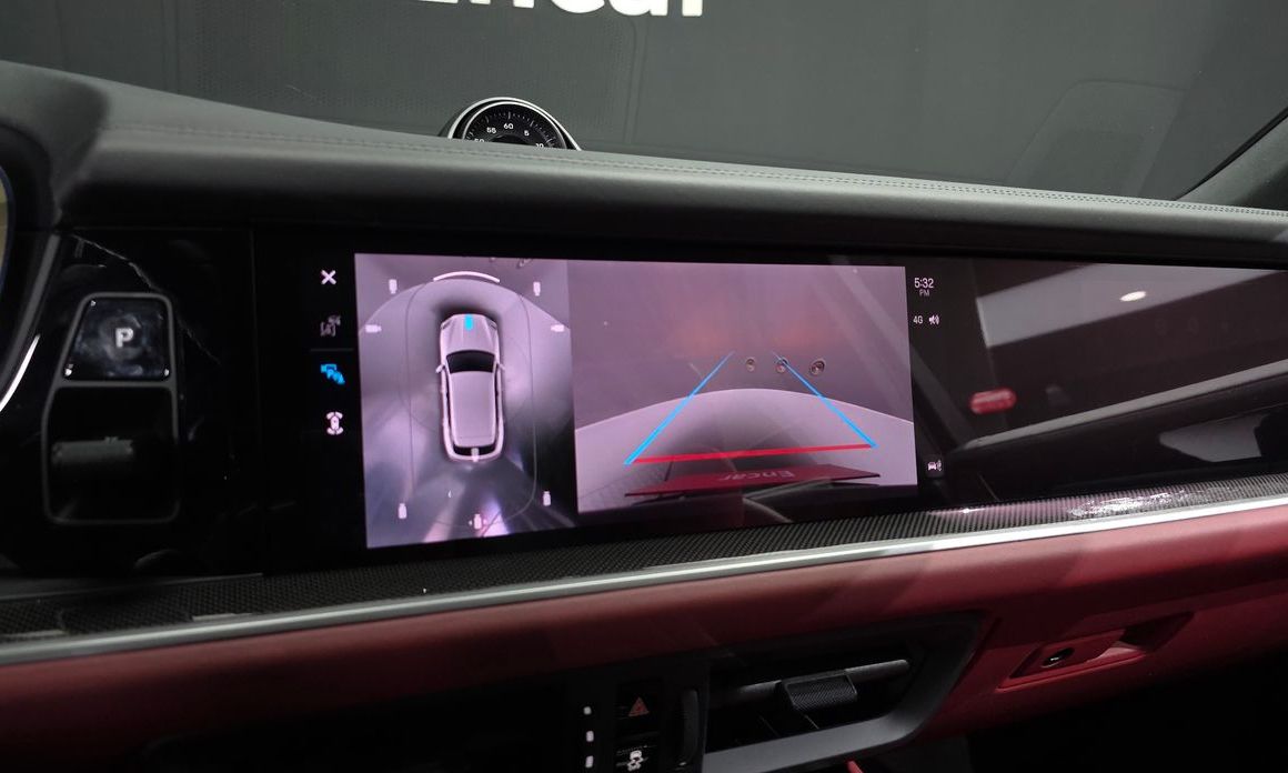 Porsche Cayenne 2024