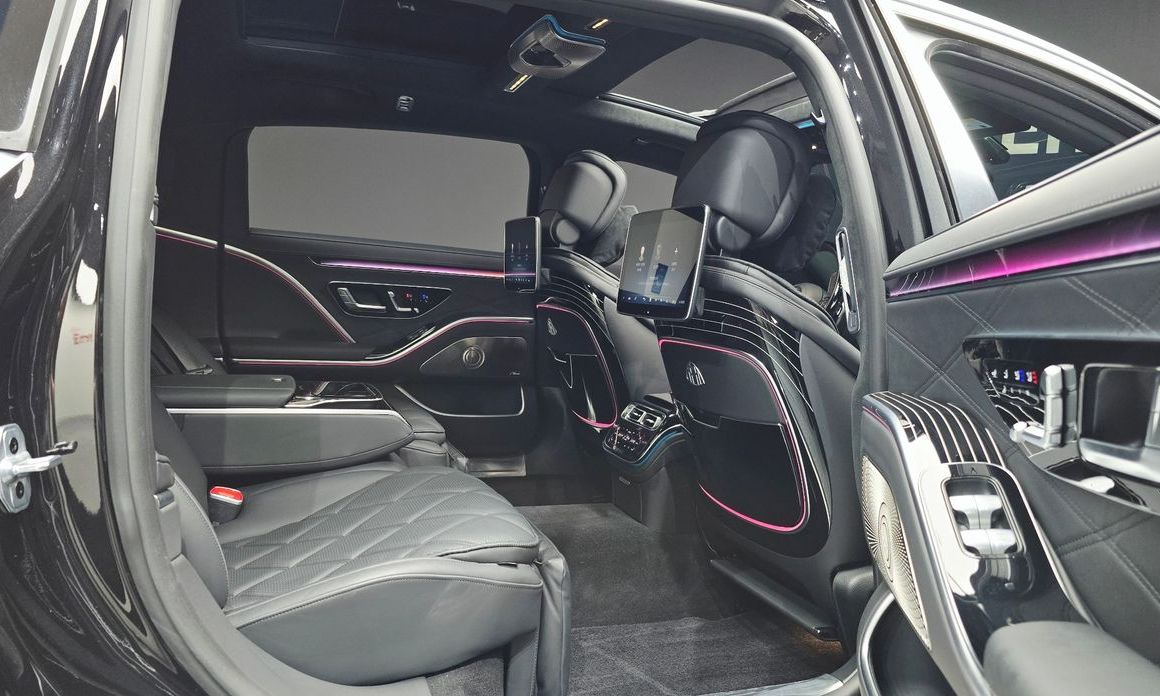 Mercedes-Benz S-Class 2023