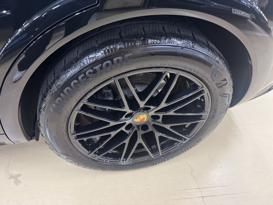 Porsche Cayenne 2024