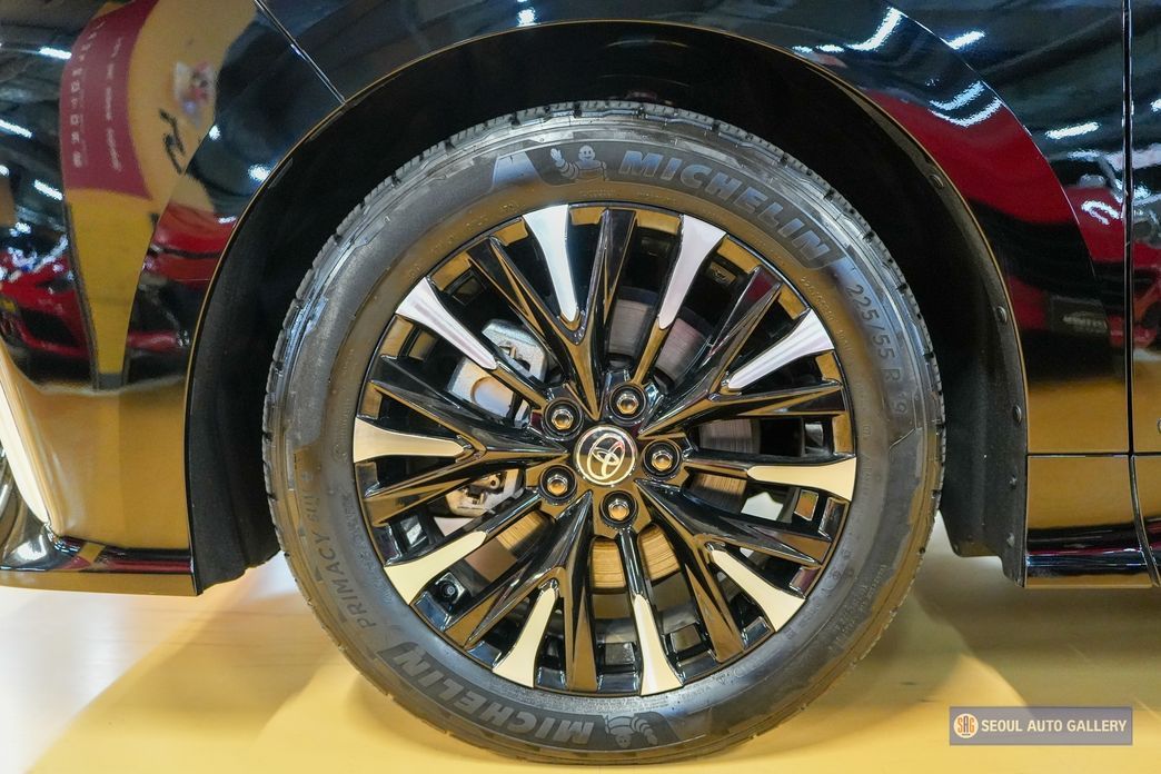 Toyota Alphard 2025