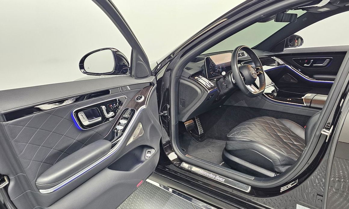 Mercedes-Benz S-Class 2023