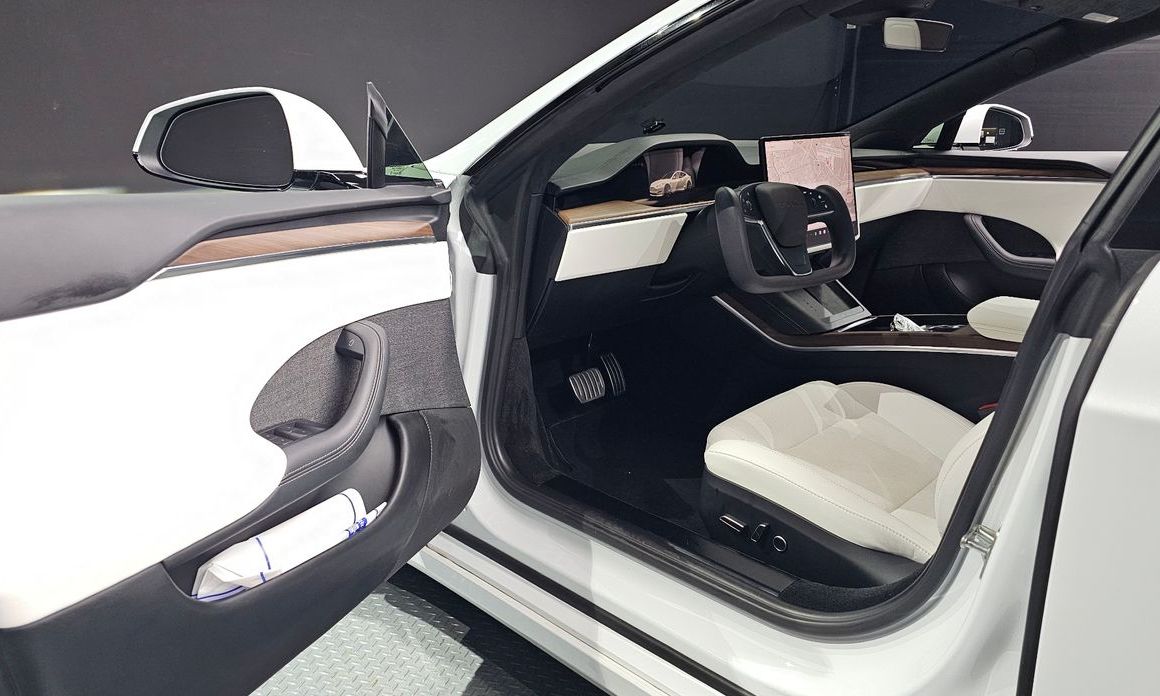 Tesla Model S 2023