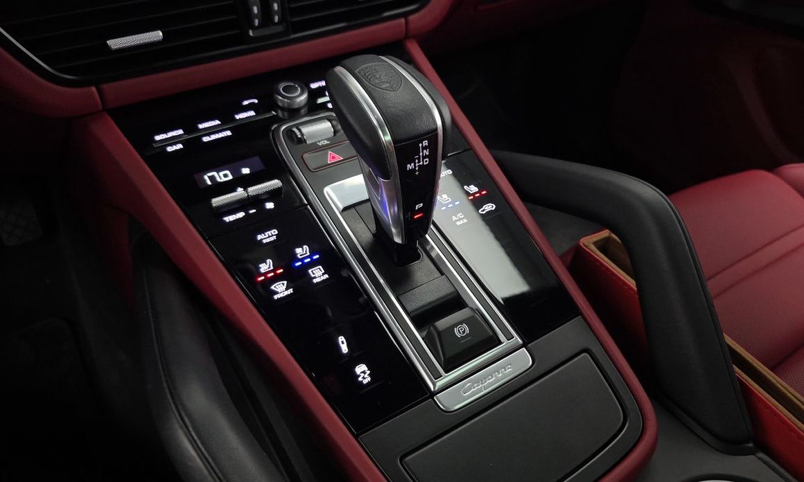 Porsche Cayenne 2023
