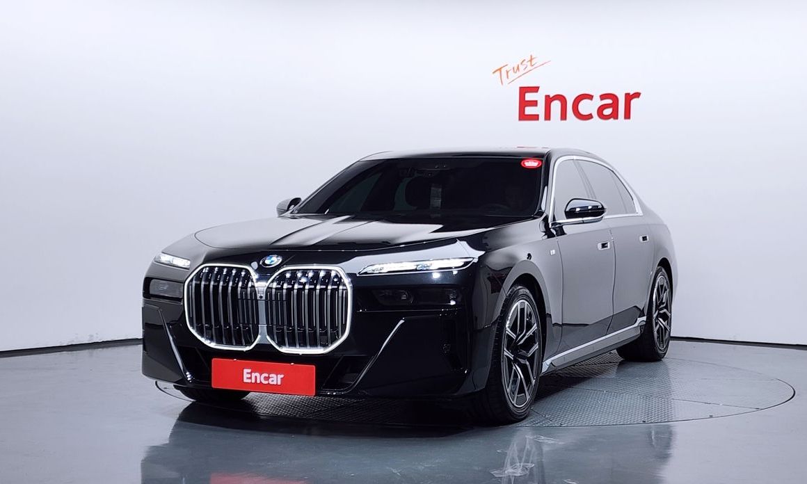 BMW 7-Series 2025