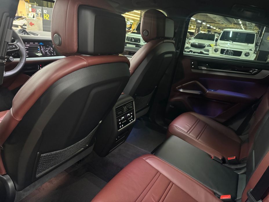 Porsche Cayenne 2024