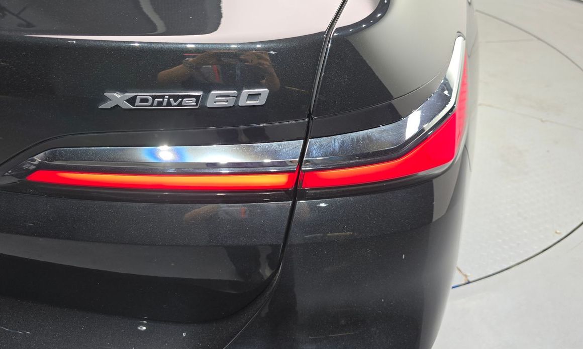 BMW i7 2025