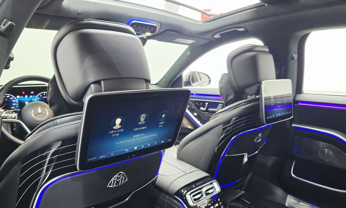 Mercedes-Benz S-Class 2023