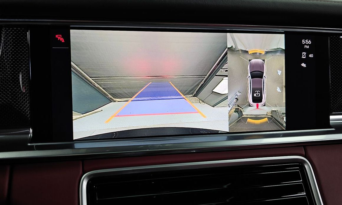 Porsche Panamera 2023