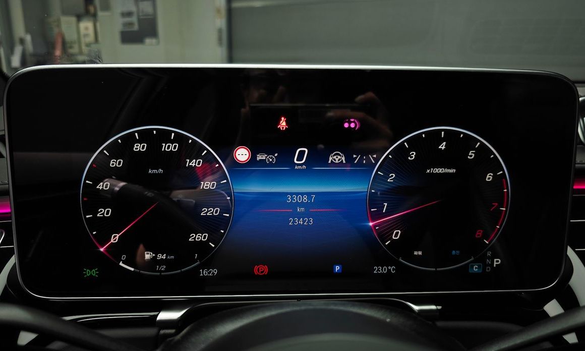 Mercedes-Benz S-Class 2023