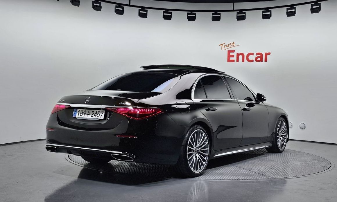 Mercedes-Benz S-Class 2023