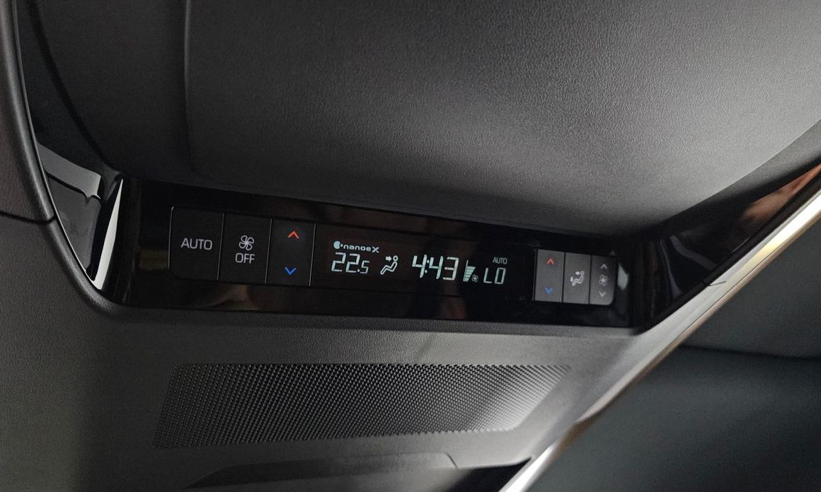 Toyota Alphard 2025