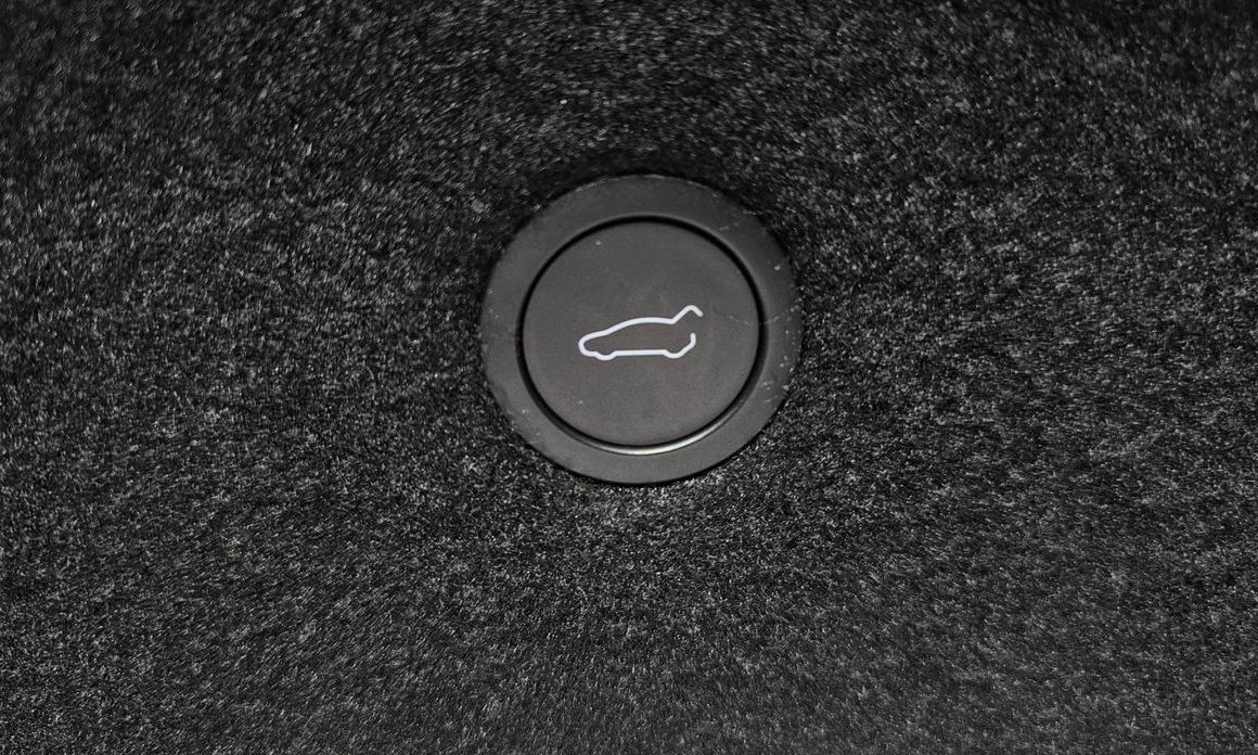 Tesla Model S 2023