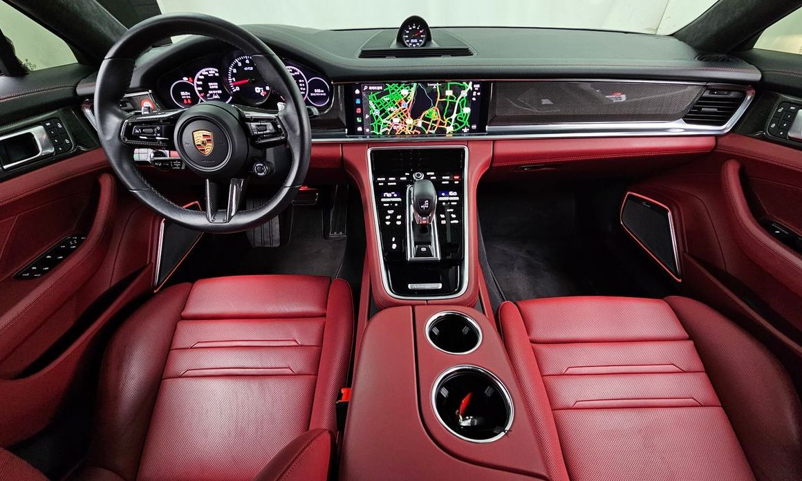 Porsche Panamera 2023