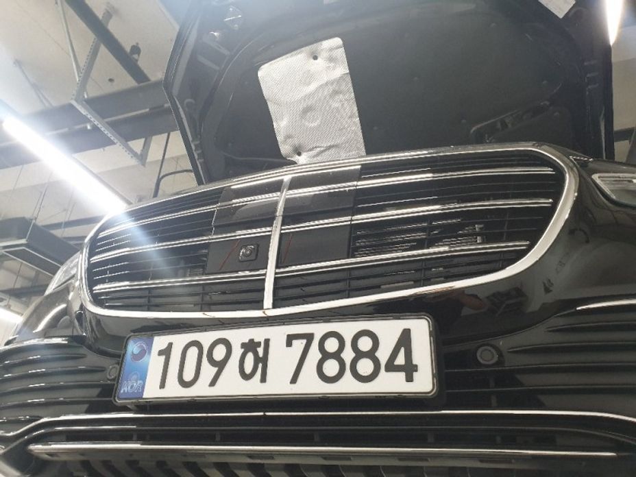 Mercedes-Benz S-Class 2026