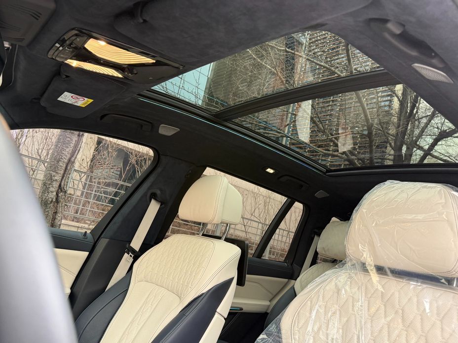 BMW X7 2022