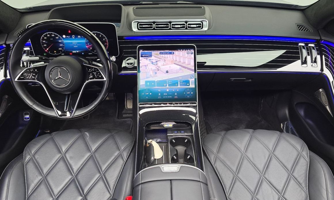 Mercedes-Benz S-Class 2023