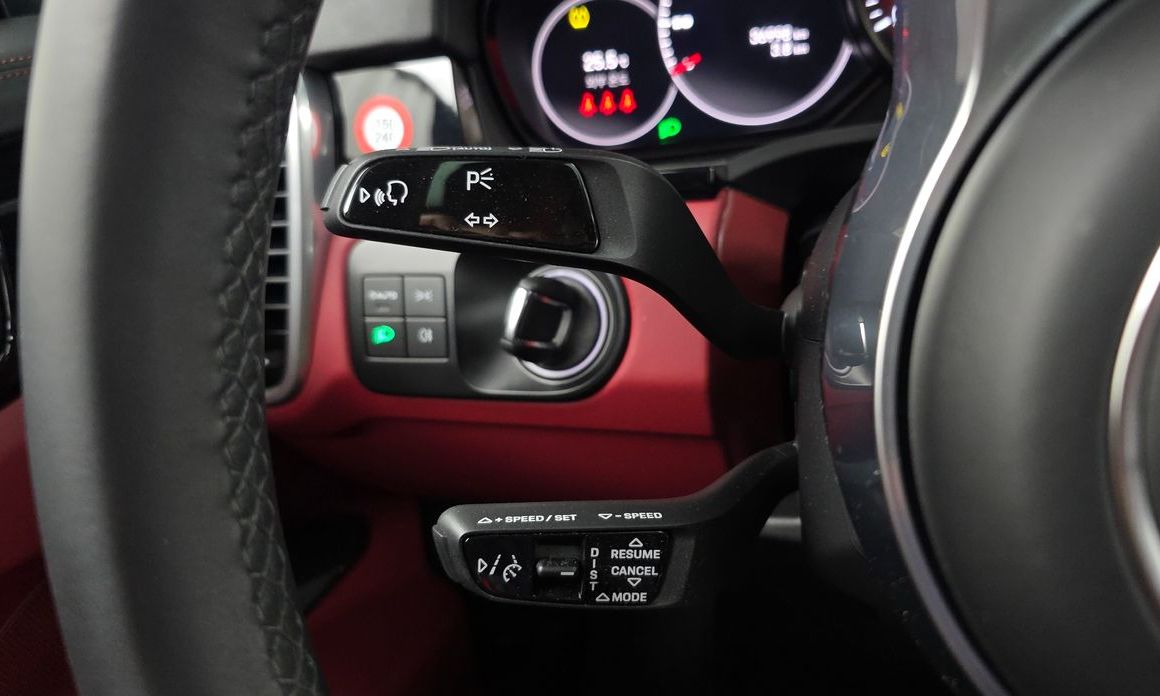 Porsche Cayenne 2023