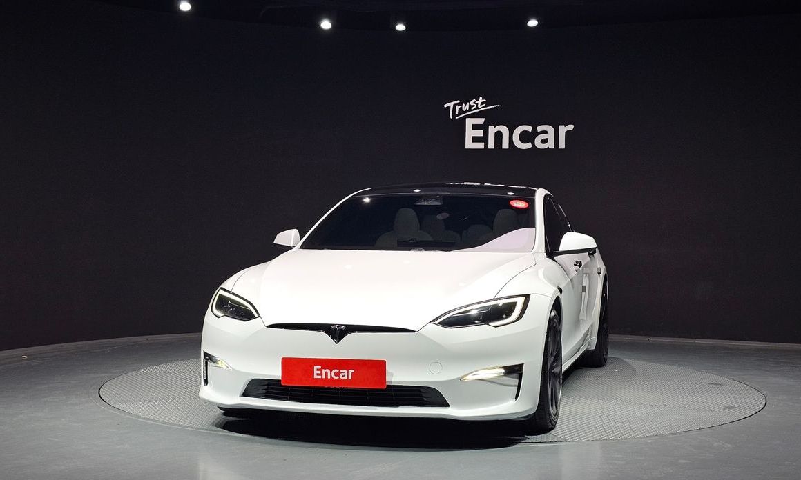 Tesla Model S 2023
