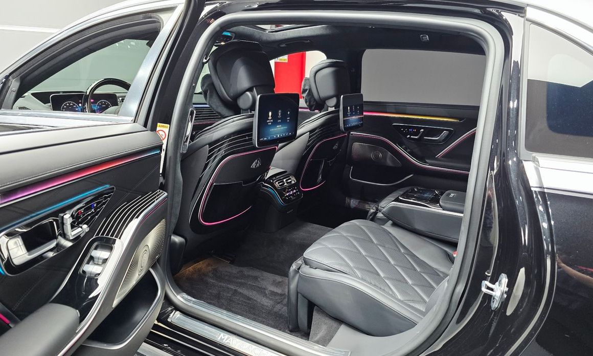 Mercedes-Benz S-Class 2023
