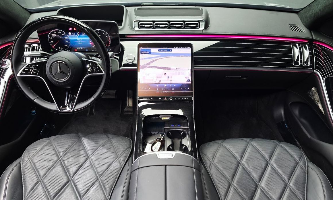 Mercedes-Benz S-Class 2023