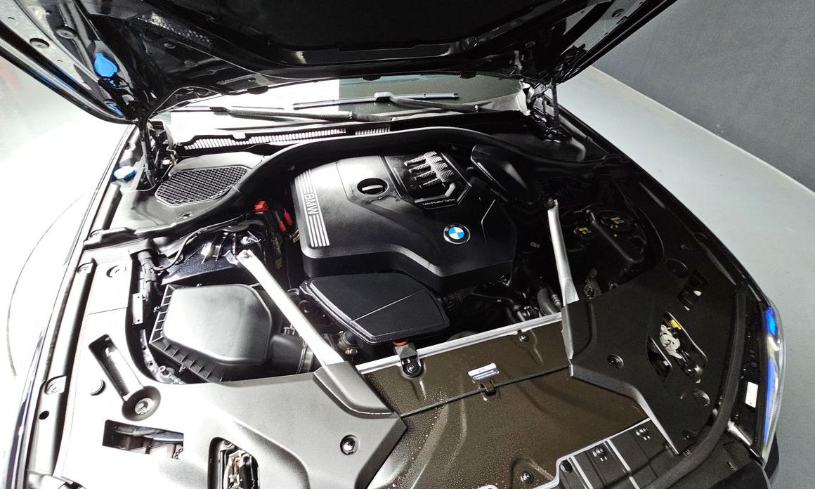 BMW 5-Series 2023