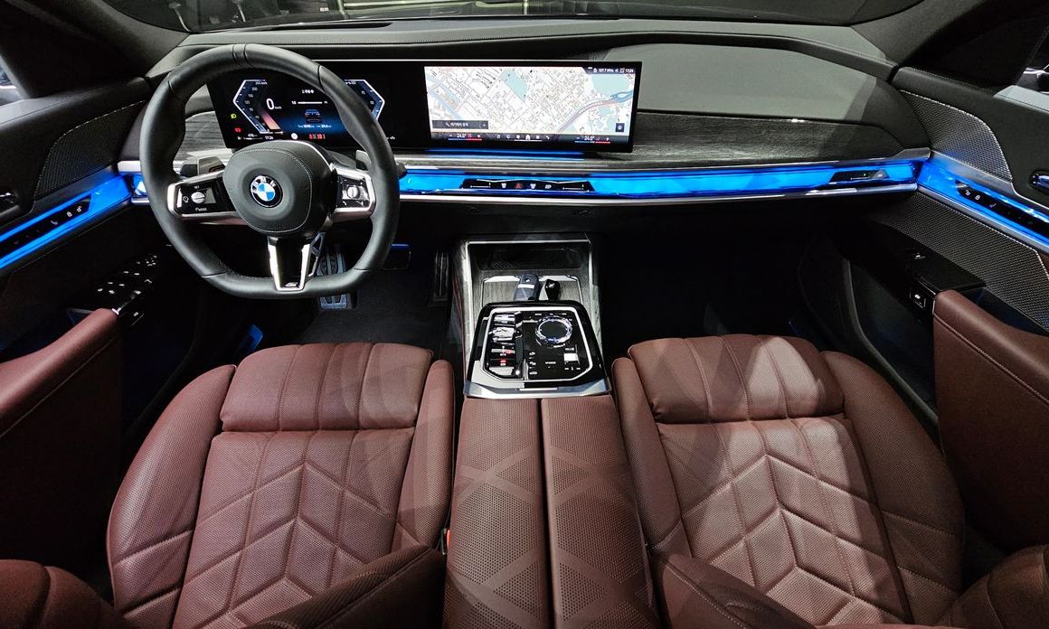 BMW 7-Series 2024