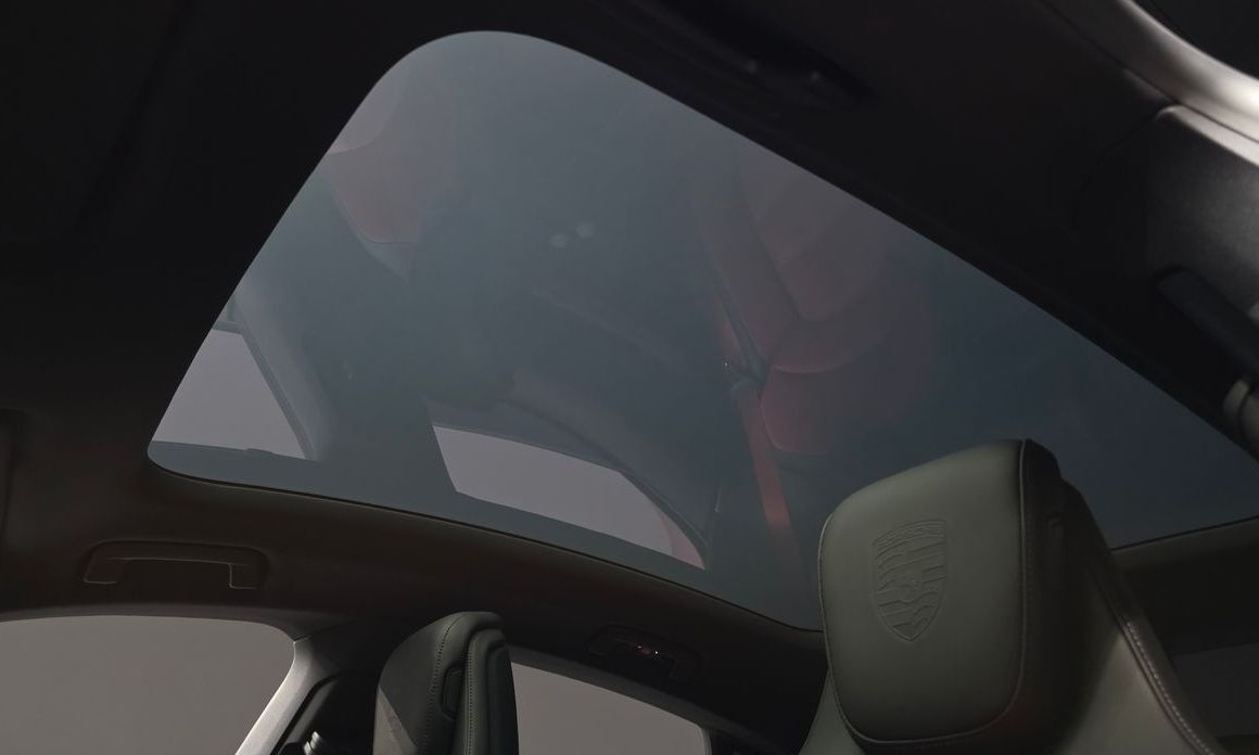Porsche Taycan 2025